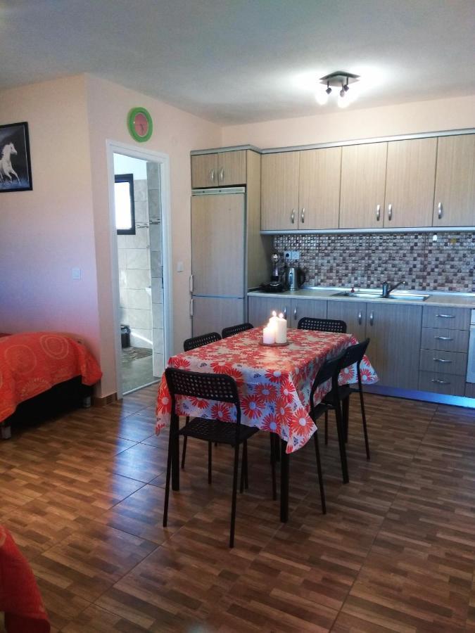 Farma Giannis Apartment Sarti Luaran gambar